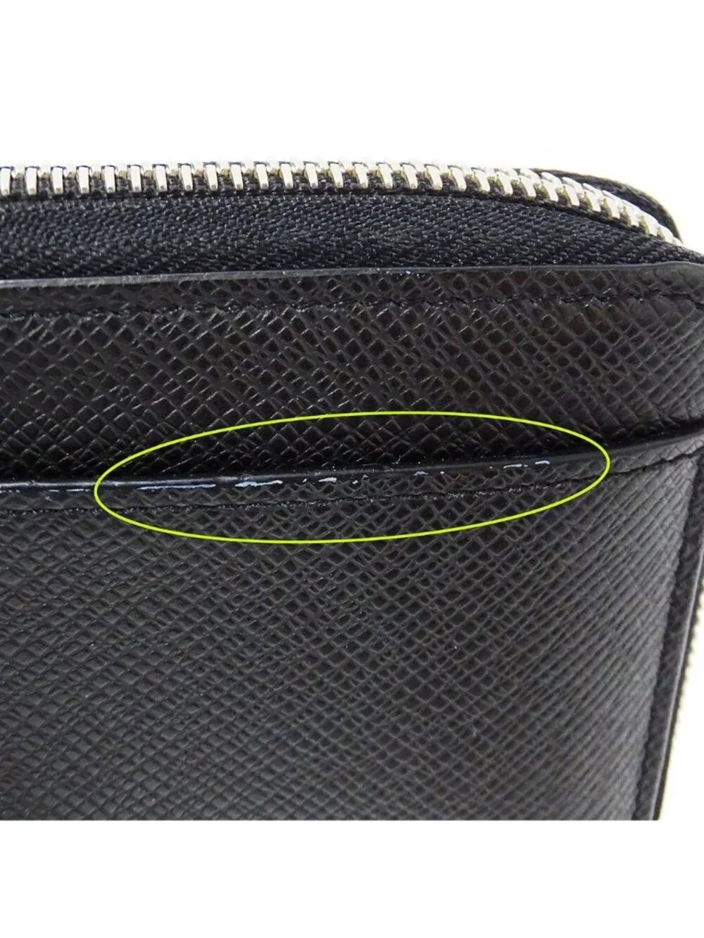 Louis Vuitton Wallet Taiga Zippy Dragonne Ardoise Black L-shaped Zipper Large